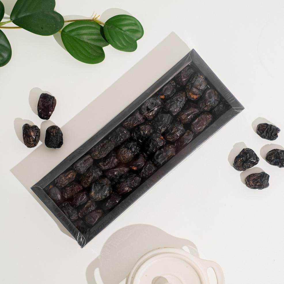 

Kurma Ajwa Premium 500 Gram , Ajwa Madinah 500 Gram, Kurma Ajwa Madinah Terbaru