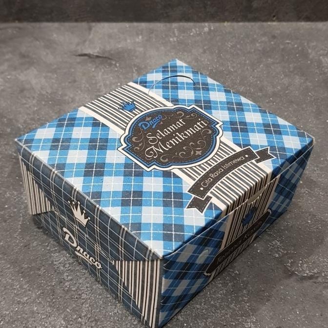 

Gs Motif Sm 12 X 12 100 Pc Dus Snack Box Kue Draco 12X12