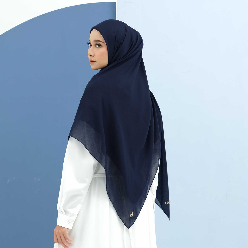 NEW PREMIUM DAILY HIJAB KERUDUNG DEENAY ORI LIZA SYARI NAVY Hijab Jilbab Segi Empat Segiempat Voal