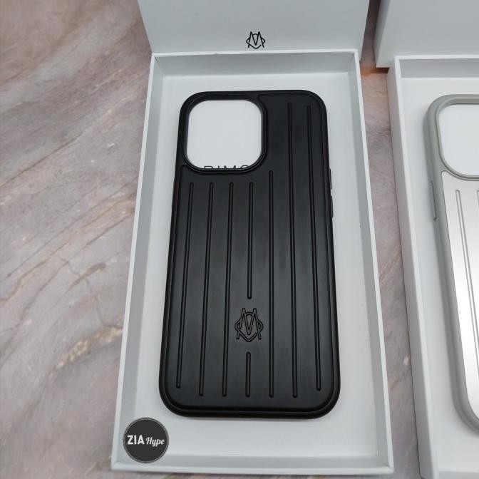 ORIGINAL RIMOWA ALUMUNIUM IRIDESCENT BLACK IPHONE 14 PRO MAX