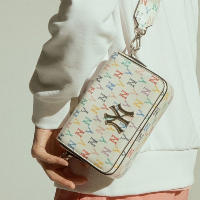 Mlb Monogram Rainbow Hoodie Bag Ny Yankees White