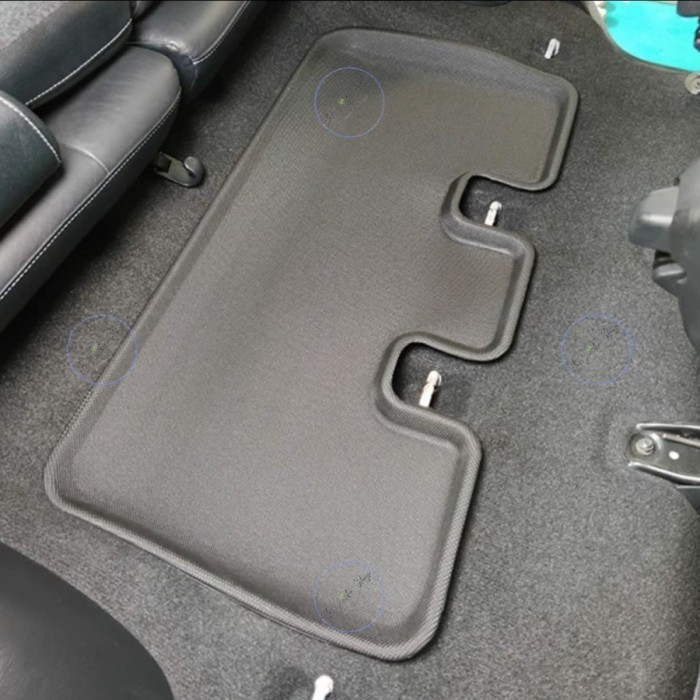 Karpet Mobil Kagumat Original Toyota Fortuner/Innova 2005-2011