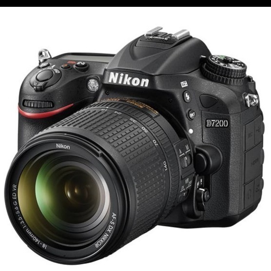 Nikon D7200 Kit 18-140Mm / D7200 Kit 18-140Mm
