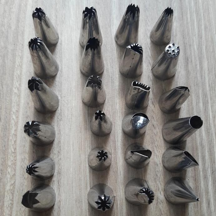 favorit] Spuit Set 24Pcs Spuit Penghias Kue Cetakan Kue Semprit