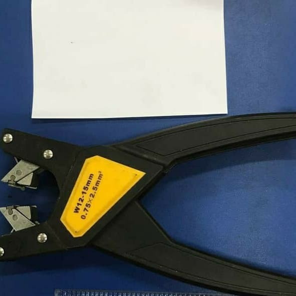 

CABLE CUTTER GIANT / PEMOTONG KABEL