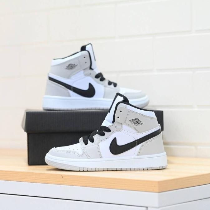 SEPATU KIDS NIKE AJ 1 GREY WHITE ORIGINAL VIETNAM BNIB DHIASARI5