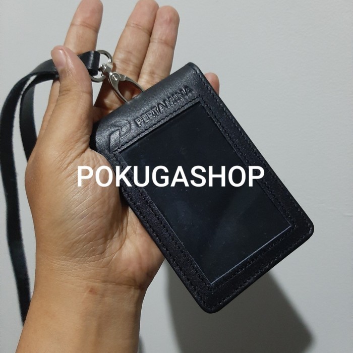 

BARANG TERLARIS Name tag kulit pertamina/nametag kulit pertamina unisex dua fungsi