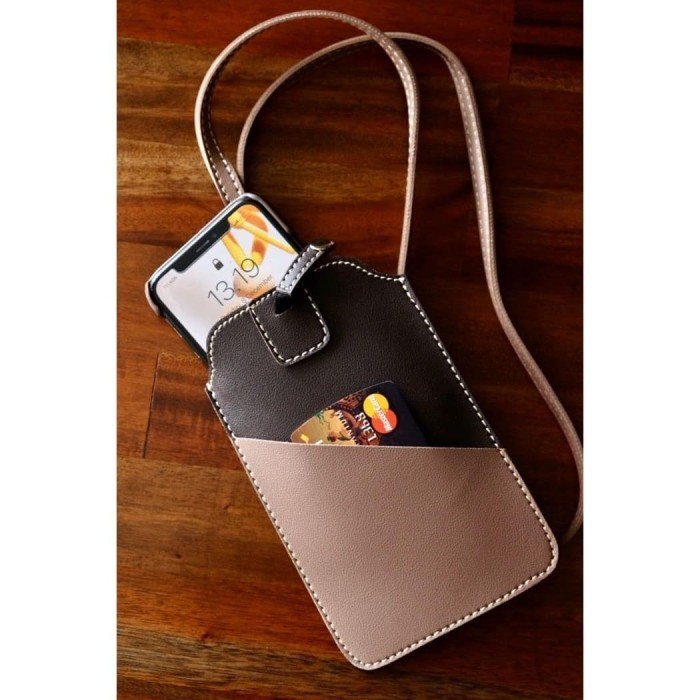 

BARANG TERLARIS Tempat Hand Phone/ Tempat ID Card Warna Coklat