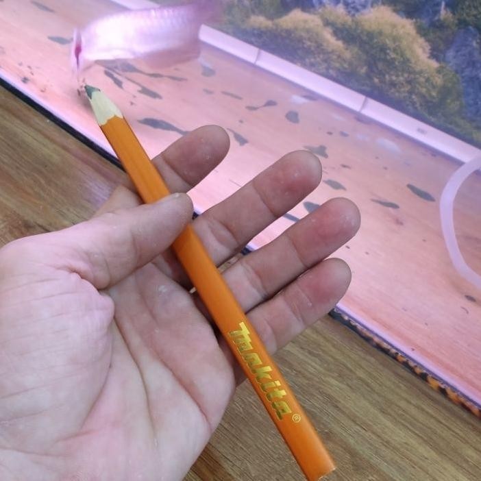 

pensil makita panjang 18cm / pensil tukang merk makita asli q245