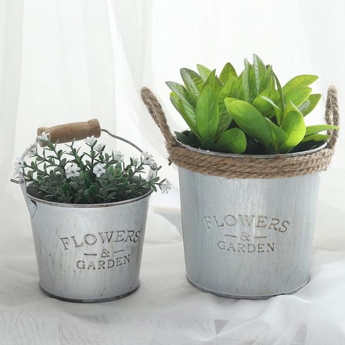 Vintage Flower Pot Vase Bunga Kaleng Pot Tanaman Artificial