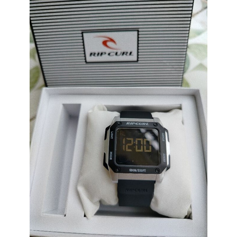 JAM TANGAN PRIA RIPCURL DIGITAL