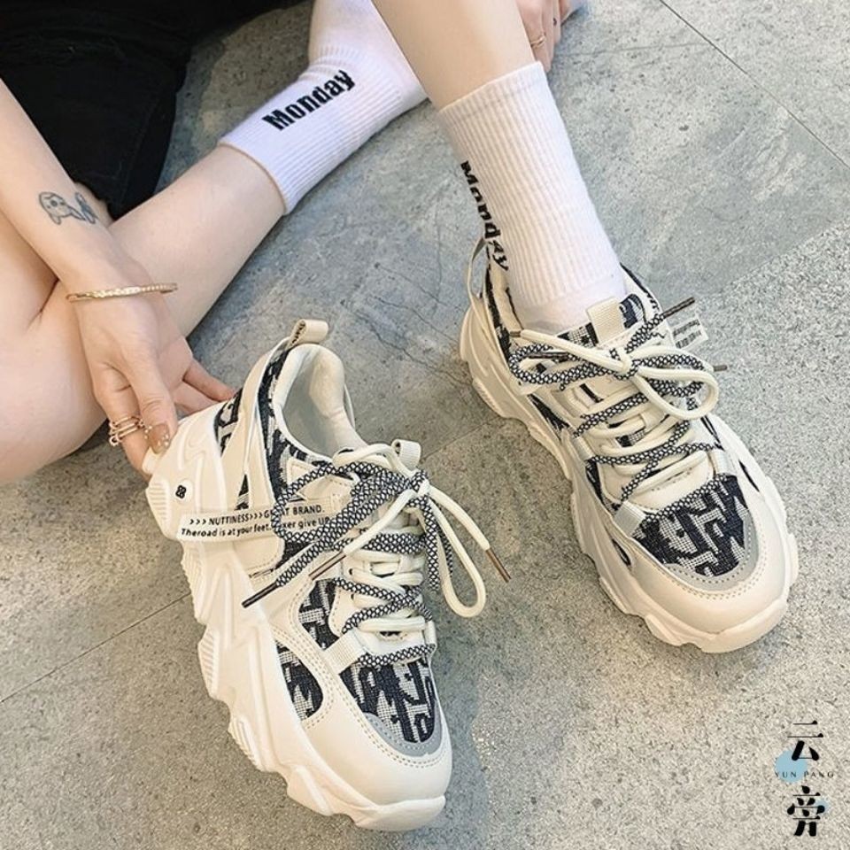 New Korean Style MeshinsSuper Popular Casual Daddy Shoes