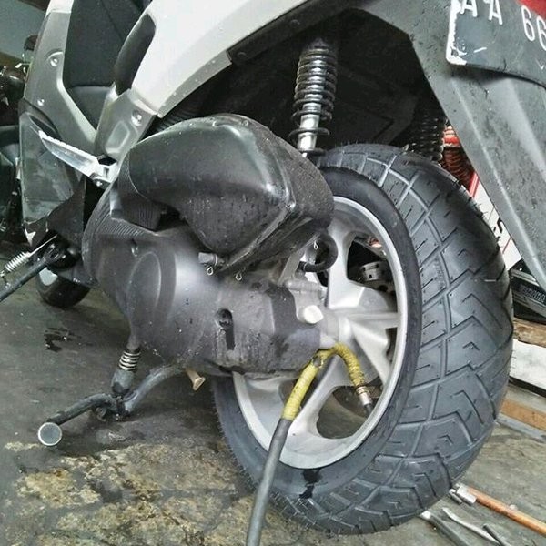 Ban Nmax Belakang Zeneos 140 70 13