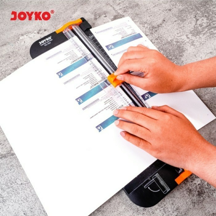 

Joyko Pc1637 Trimmer - Paper Cutter A4 / Alat Pemotong Potong