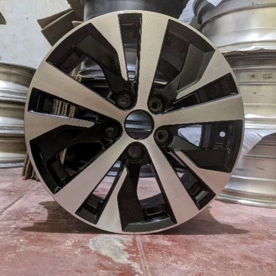 Velg Original/OEM All new Livina R16