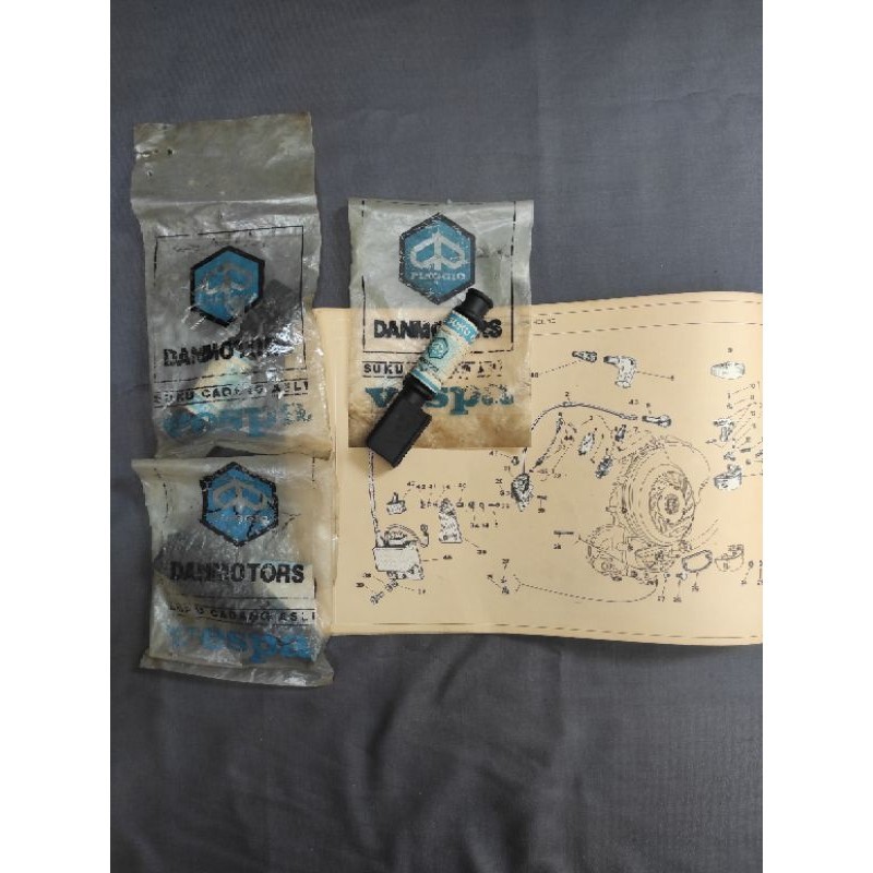 KARET TUTUP COIL CDI DANMOTOR BIRU ORI NOS VESPA PX EPI, PX SPORT