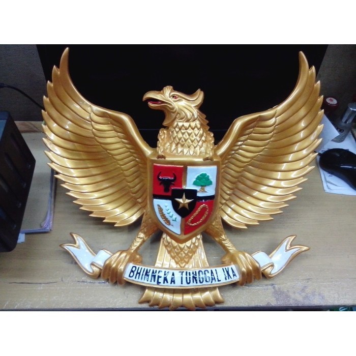 Hiasan Dinding Garuda Pancasila