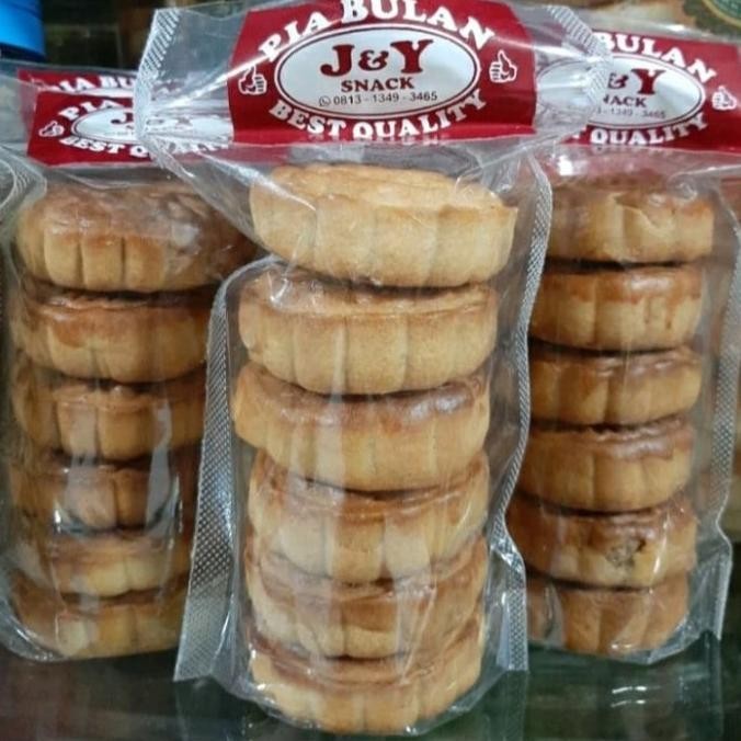 

KUE PIA BULAN ISI KACANG HIJAU ISI 6 PCS