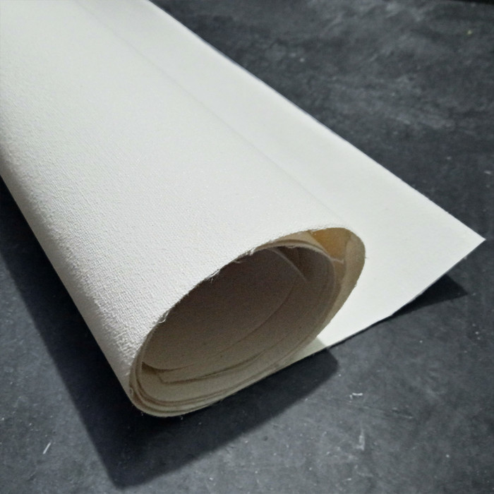 

Kanvas Lukis Roll Ukuran 1.6M X 1M Warna Putih -Anza Wahda