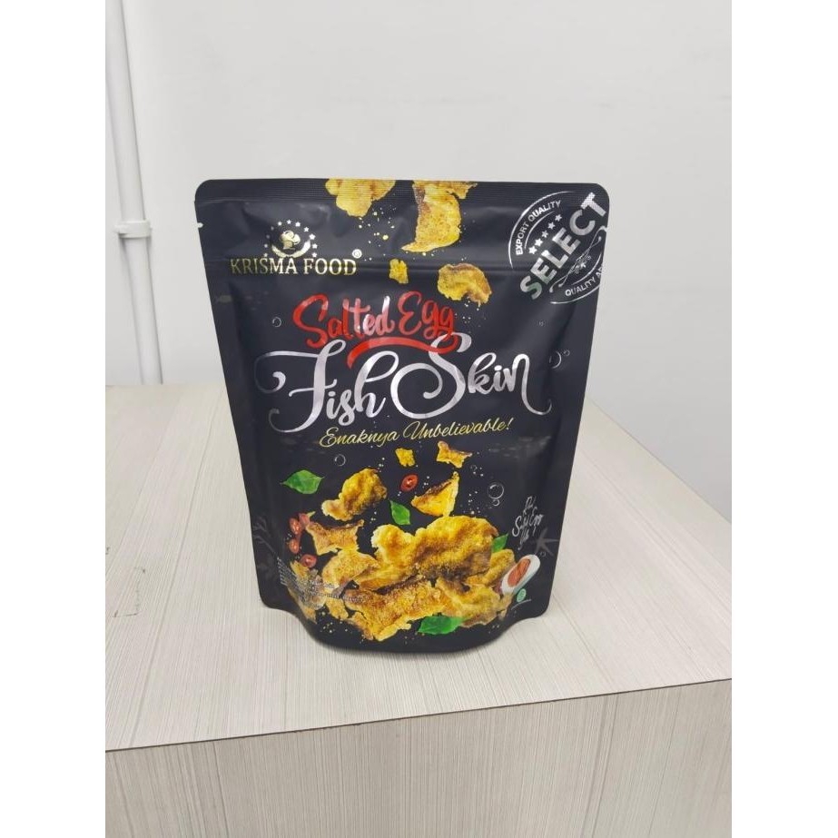 

READY STOCK KRISMA FOOD SALTED EGG FISH SKIN 100 GR KERIPIK KULIT IKAN TELUR ASIN !!!!!