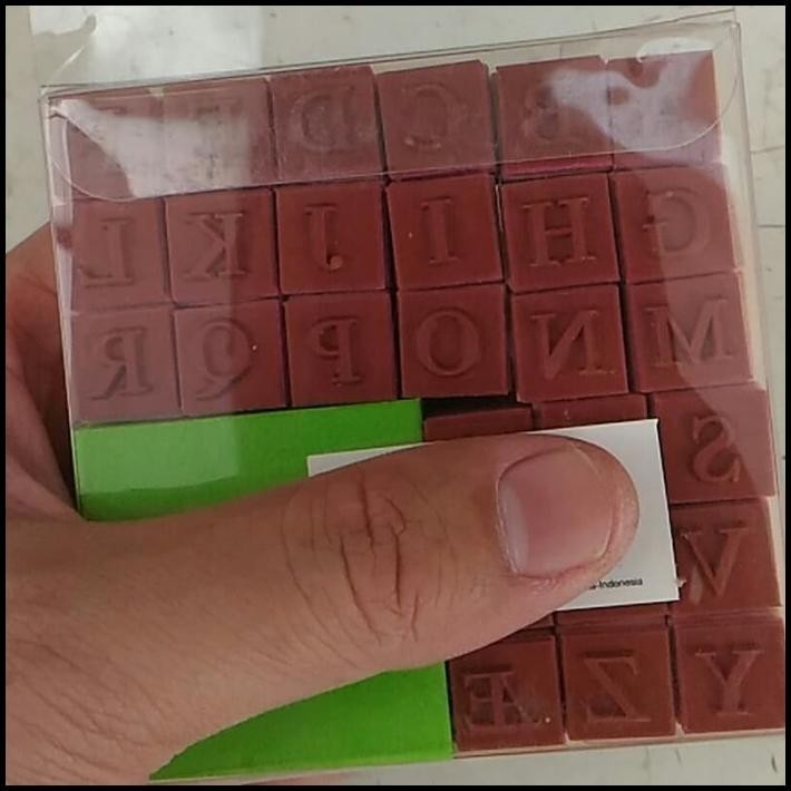 

TERBARU STEMPEL KAYU PREMIUM ALPHABET STEMPEL HURUF DG BANTALAN 4 WARNA !!