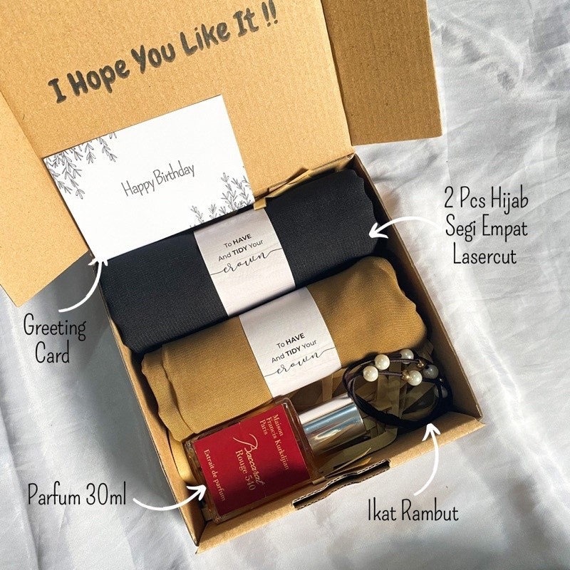

[MINI GIFT BOX HIJAB]HAMPERS HIJAB BELLA SQUARE LASERCUT/KADO PACAR/KADO VALENTINE/KADO