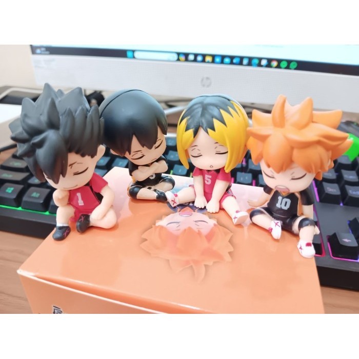 Figure Anime Haikyuu Volley Set 4 Pcs Hinata Oikawa Kotaru Bokuto Box