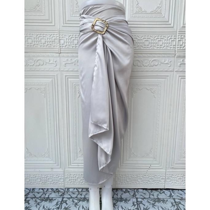 Rok Lilit Kain Serut Polos Sateen Silk Bawahan Kebaya Modern