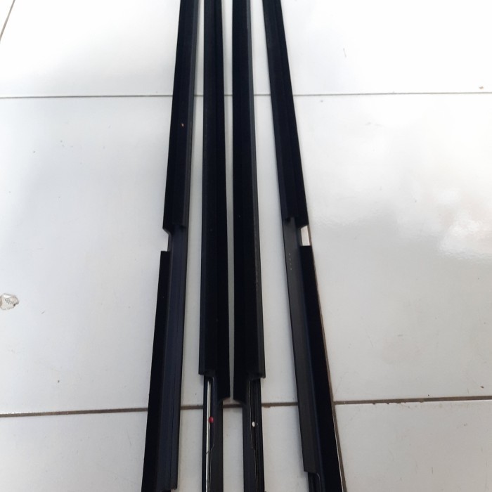 Pelipit Kaca Samping Krom Innova Lama 2004 2015 Original Ori
