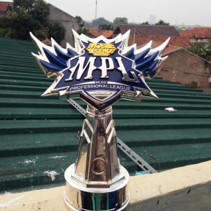 Terbaru Piala Trophy Mobile Legends Mpl Costum Tinggi 30 Cm Promo Terlaris