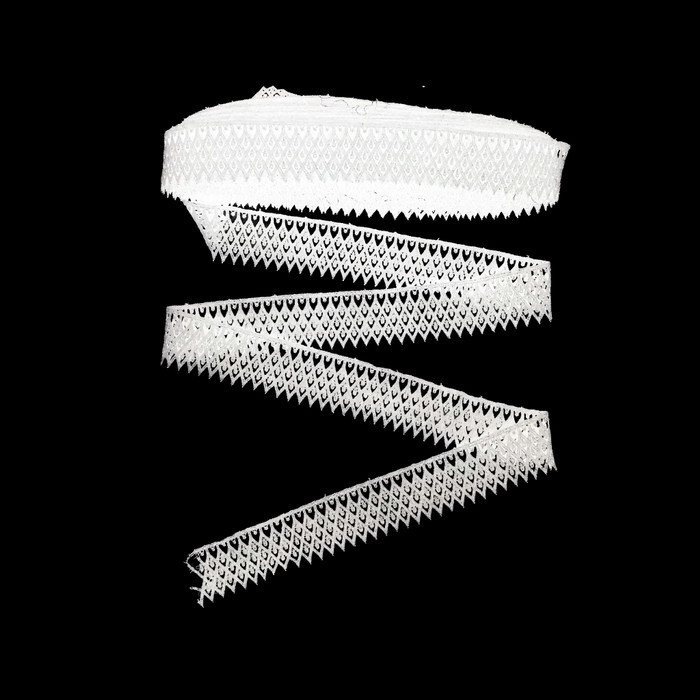 

Torenda Renda Giver Motive white scales/ (Meter)-KIAMB1150A