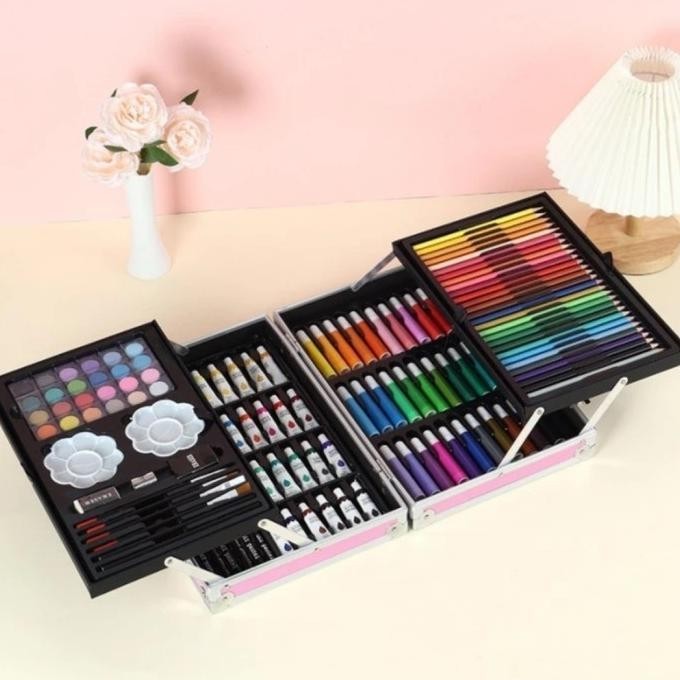 

Alat Gambar Koper Besi Crayon Cat Air Pensil Warna Marker 145 Pc