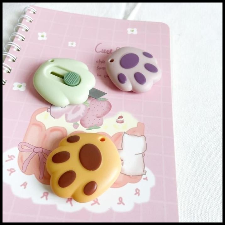 

GRATIS ONGKIR CUTTER MINI CAT PAW DOG PAW CUTER IMUT TAJAM BENTUK KAKI ANIMAL !!!!!!