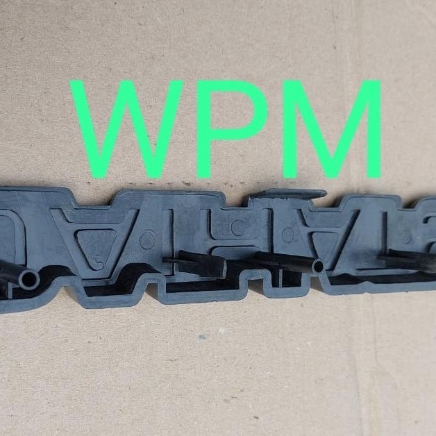 Emblem Grill Daihatsu Taft Gt-Rocky-Hiline-Feroza