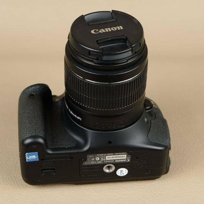 Kamera Canon 600D + Memori 16Gb + Tas Baru + Garansi Toko Dll