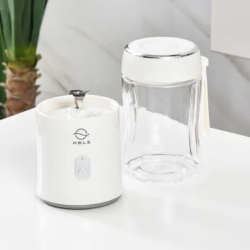 Kels Naoki Blender Portabel - Putih