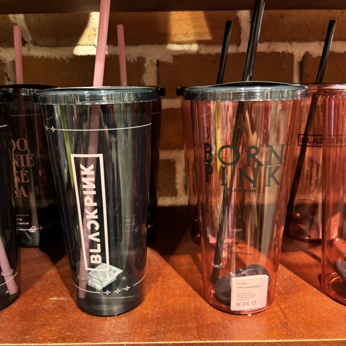 

Typo Blackpink Smoothies Cup With Straw