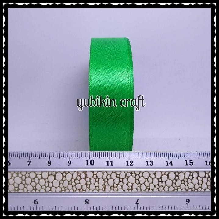 

HOT DEAL 1 ROLL PITA SATIN 2CM WARNA HIJAU NATAL !!!!