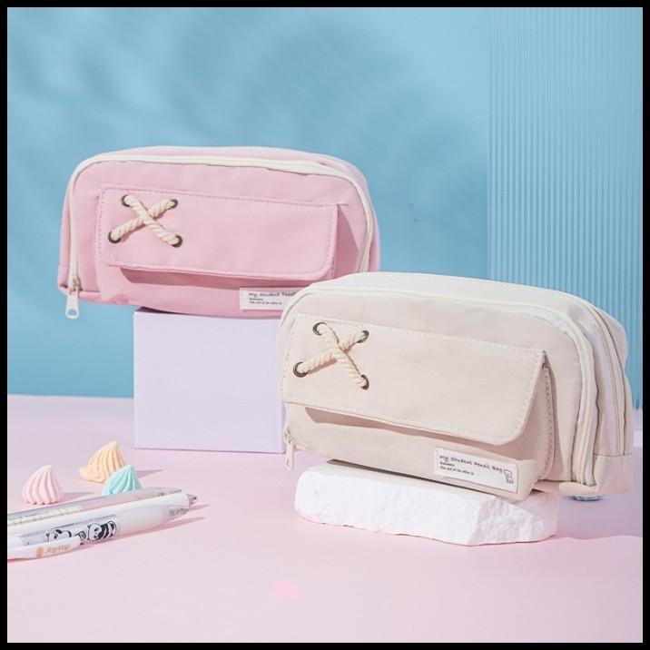 

BEST DEAL MRJ TEMPAT PENSIL SEKOLAH AKSEN PITA SILANG KOTAK PENSIL 2 RESLETING !!!!!!!