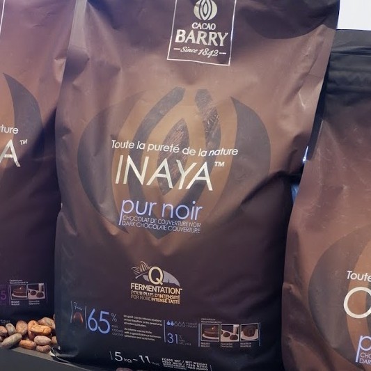 

Adlian Cacao Barry Inaya 65% Coklat Couverture [ Repack 250Gr ]