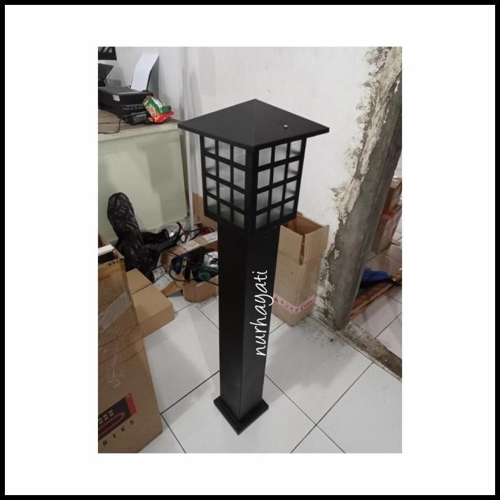 LAMPU TAMAN TB03