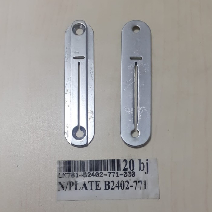 

B2402-771-000 Throat / Needle Plate Mesin Lubang Kancing JUKI 781