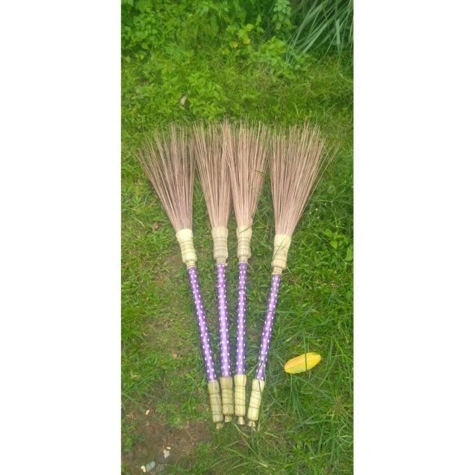 Sapu Lidi / Jalanan / Taman Dengan Tangkai Gagang Kayu Panjang Bulat