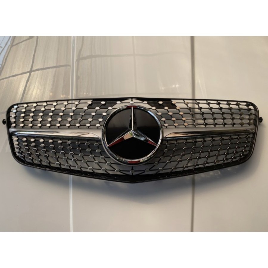 Grill Diamond Mercedes Benz W212 Pre Facelift (2010-2013) Taiwan