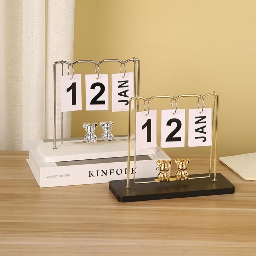 

PIU KOKOMI Kalender Meja Beruang Aiko Pajangan Ornamen Desktop Calendar Aesthetic TERLARIS