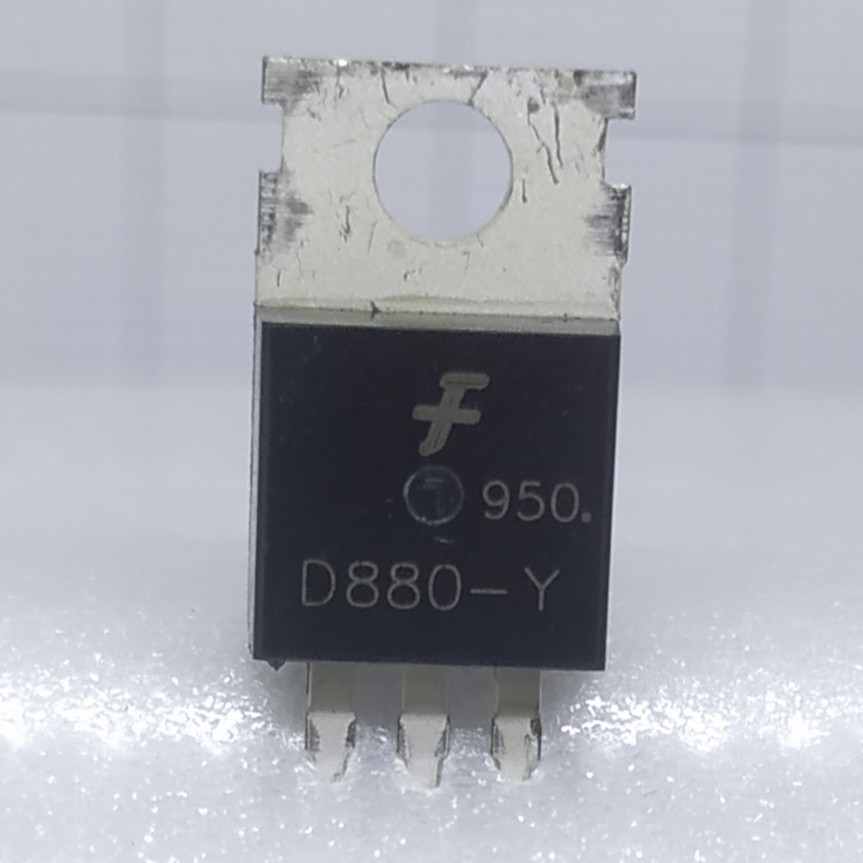 Transistor 2sd880 / Transistor sd880 / Transistor sd 880 / d 880 / Harga untuk= 5 Buah