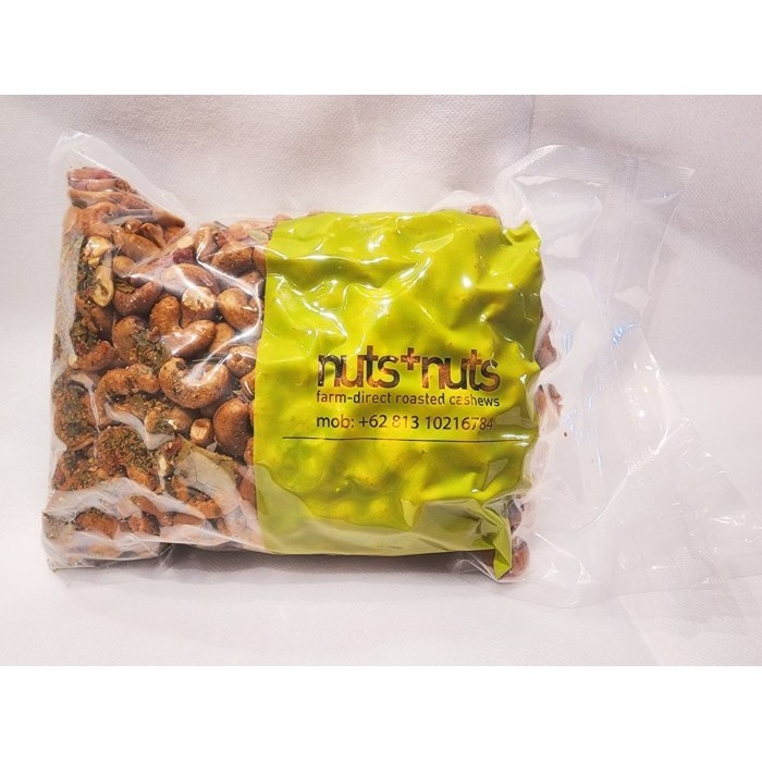 

Nuts+Nuts Roasted Bulk Quality Cashew with Chili lime leaves