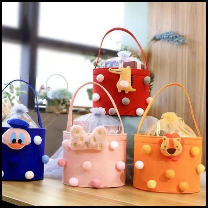 

GRATIS ONGKIR TAS HAMPERS GOODIE HAMPERS KERANJANG PARCEL BULAT KAIN WOL !!!!!!!