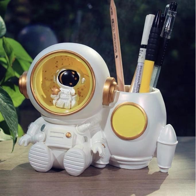 

Tempat Pensil Astronot Dengan Lampu Tidur Bisa Di Custom Nama