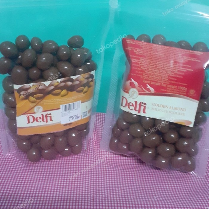 

Ready Coklat Delfi Cashew almond